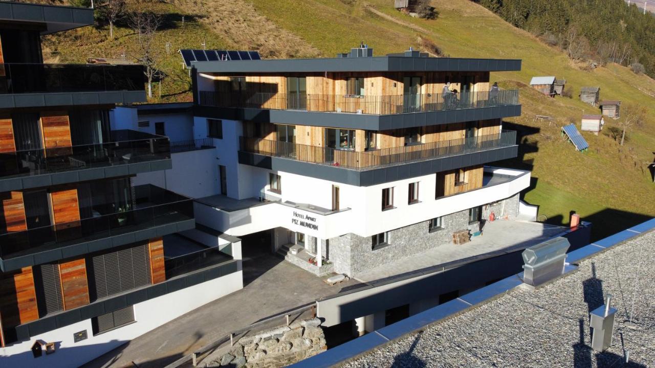 Hotel Apart Piz Mundin Капл Екстериор снимка