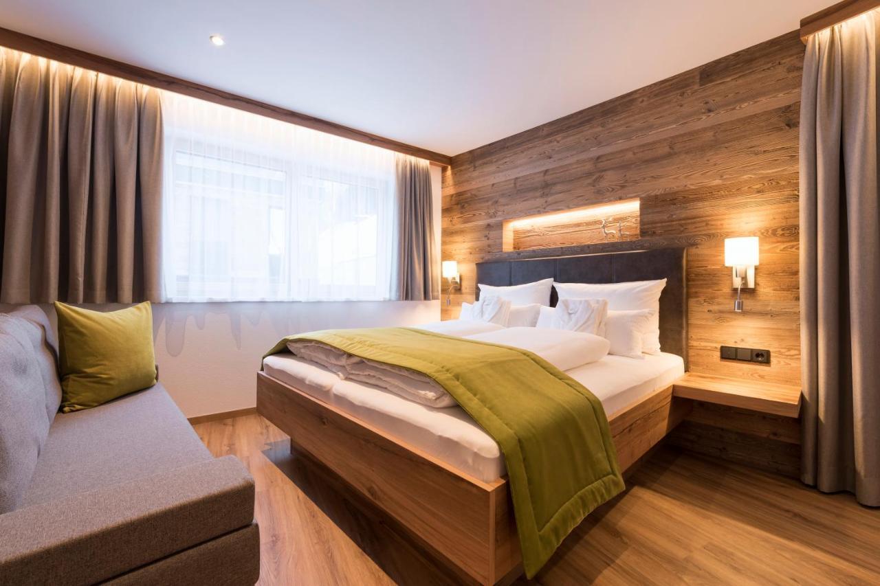 Hotel Apart Piz Mundin Капл Екстериор снимка
